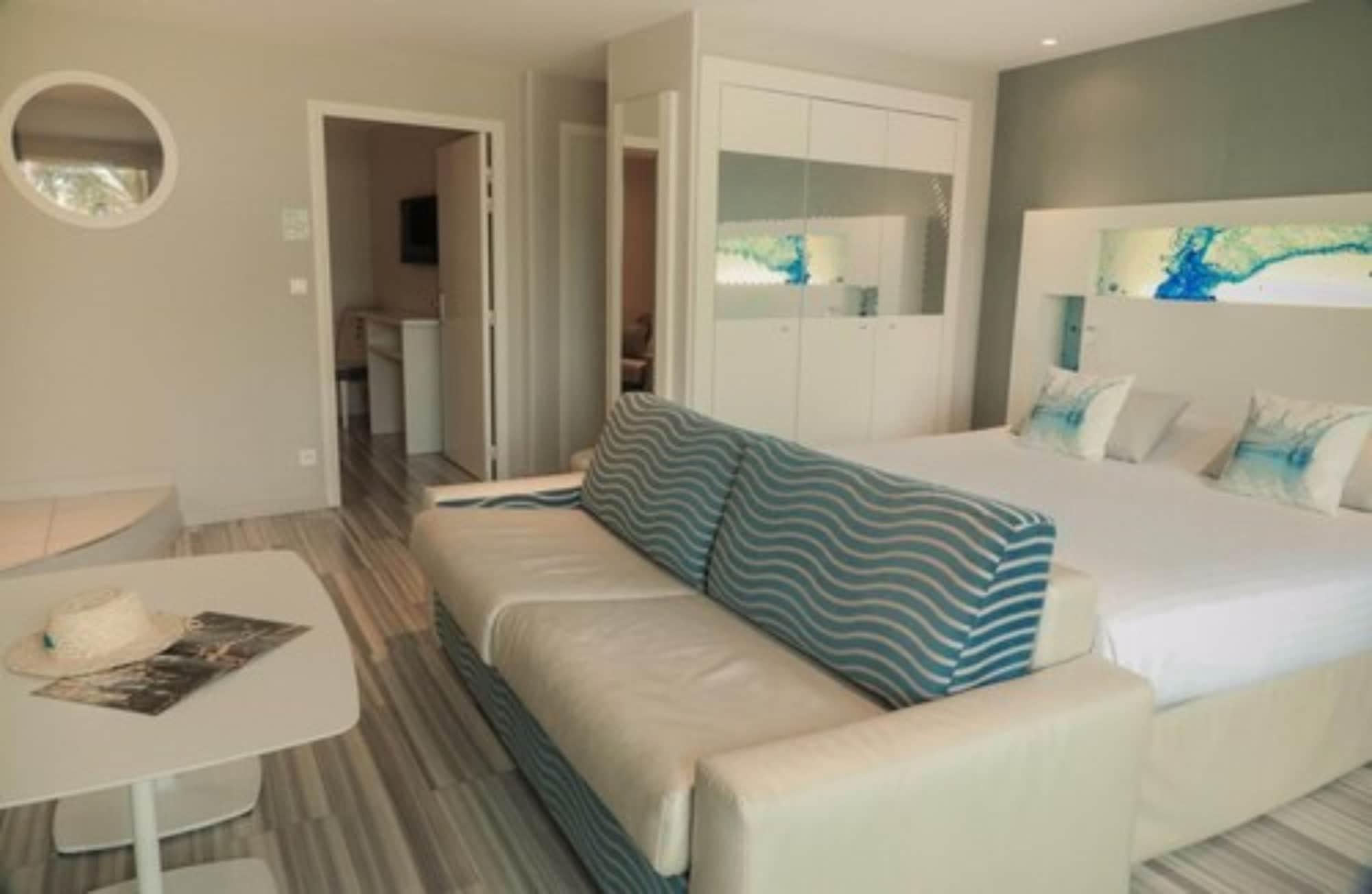 Josse Hotel
