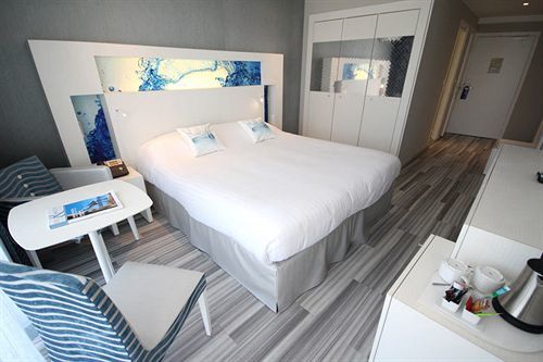 Josse Hotell
